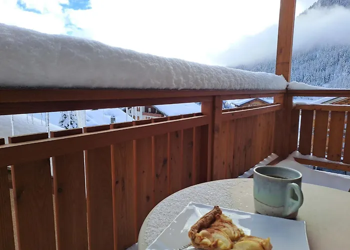 25 By Interhome شامبيه